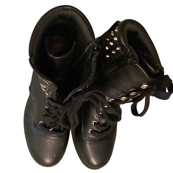 NoBo Black Lace Up, Studded Shoes with Chunky Heels Size 9 Goth Punk - Picture 3 of 6